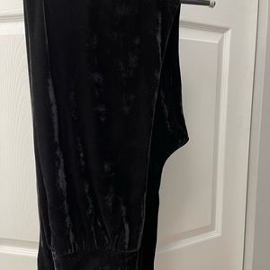 versace-velour-medusa-black- AGU14003 size 7